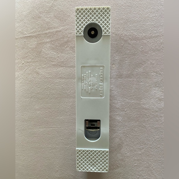 Sugar Paper Essentials • 20 Sheet Capacity Stapler White/Gold - Picture 10 of 13